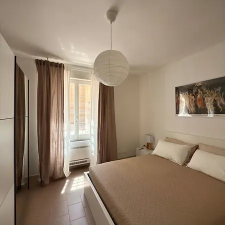 Via De Filippi, 39a * Olbia